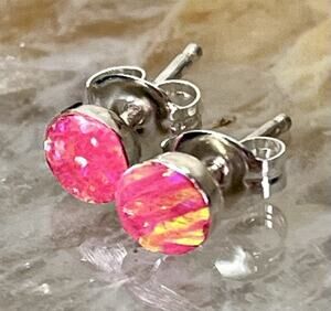 Native American ZUNI Pink Fire Opal Sterling Silver Stud Earrings NEW